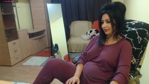 Amazinerika online show from 12.23.24