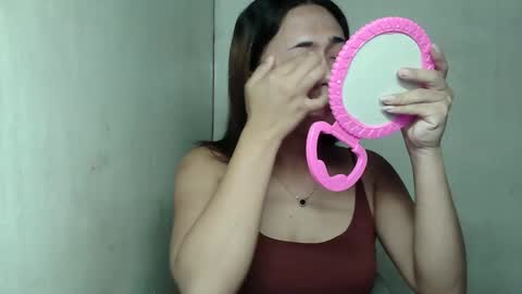 Snapshot of amazing_yella69 chatting on 10.06.25 YELLA online show from 10.06.25