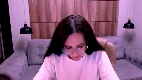 Izza online show from 05.05.26