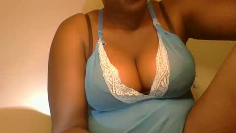 Mia online show from 01.06.25