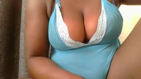 Mia online show from 01.26.25