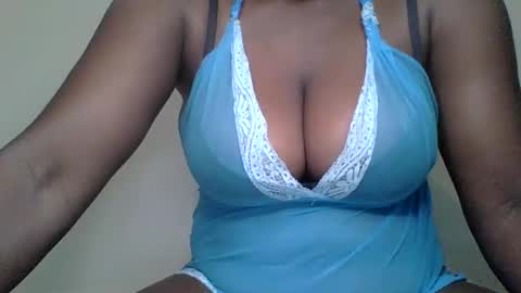 Mia online show from 02.28.25