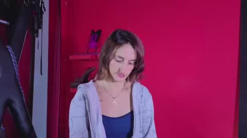 ambar_roux1 online show from 11.14.25