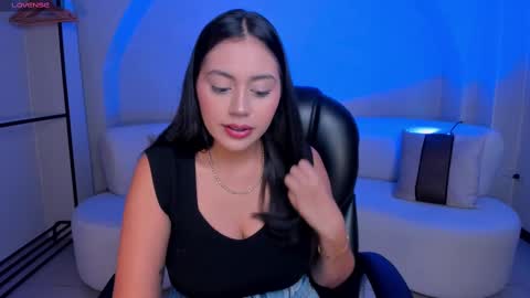 Ambar  online show from 10.04.25