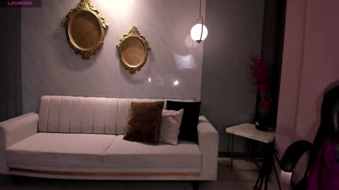 Ambar  online show from 11.18.25