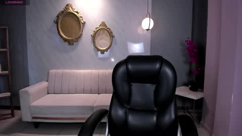 Ambar  online show from 11.21.25