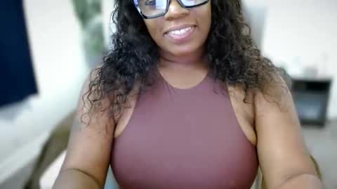 Amoya online show from 10.29.25