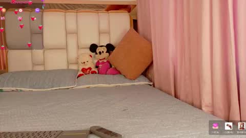 Snapshot of ambarrossi_ chatting on 05.07.26 online show from 05.07.26