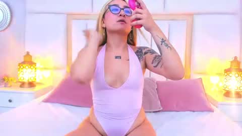 AmbarSantany  online show from 07.17.26