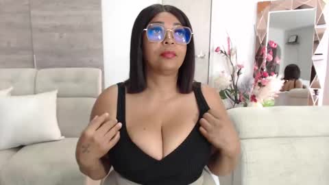  Amber Sofhia  online show from 12.16.25
