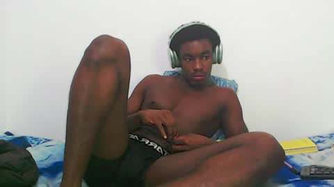 Snapshot of ambartxsex chatting on 05.13.26 ambartxsex online show from 05.13.26