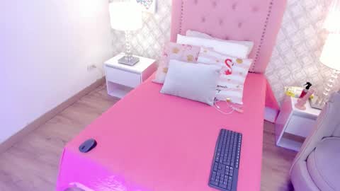 Snapshot of amber__ferrera chatting on 02.18.26 amber ferrera online show from 02.18.26