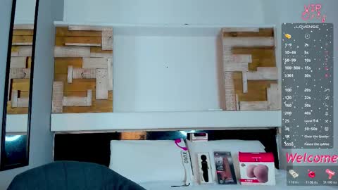 Snapshot of amber_adams_ chatting on 01.10.26 Amber online show from 01.10.26