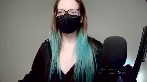 Snapshot of amber_candyfloss chatting on 02.21.25 Amber non-nude model online show from 02.21.25