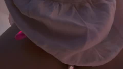 Amber Demons online show from 04.14.26