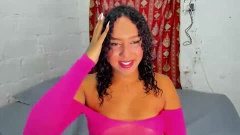 Snapshot of amber_lee20 chatting on 03.19.26 LUISA online show from 03.19.26