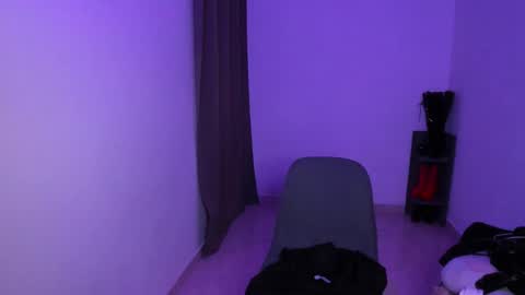 find me here ---    online show from 03.25.26