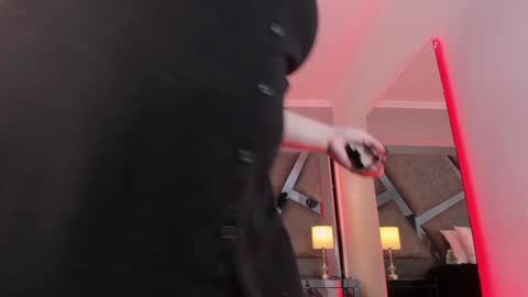 Amber  online show from 02.04.25