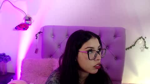 Amber Jeong online show from 01.21.25