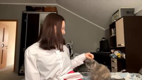 Elizabeth online show from 11.08.25