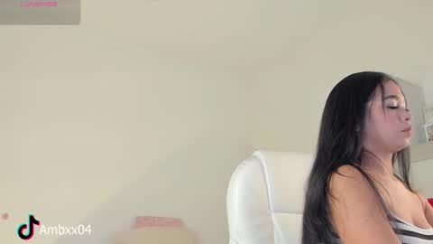 Amber online show from 12.22.25