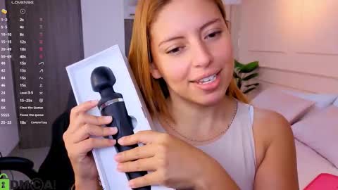 Snapshot of amelia_chillvibes chatting on 11.10.25 AMELIA online show from 11.10.25