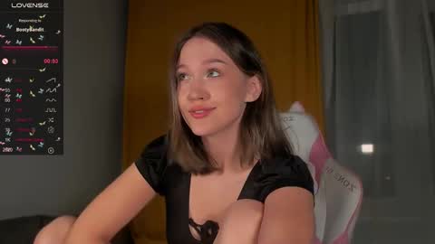 Snapshot of amelia_lein chatting on 03.06.25 Your Amelia online show from 03.06.25