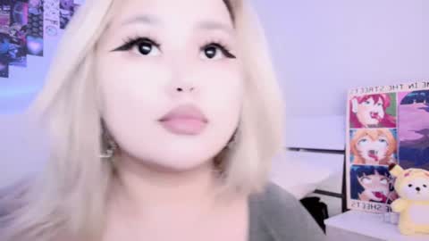 Snapshot of amelia_sunlight chatting on 12.03.24 Amelia online show from 12.03.24