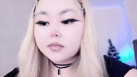 Snapshot of amelia_sunlight chatting on 12.23.24 Amelia online show from 12.23.24