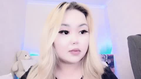 Snapshot of amelia_sunlight chatting on 01.22.25 Amelia online show from 01.22.25