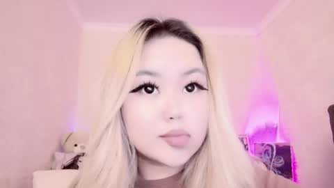 Snapshot of amelia_sunlight chatting on 02.24.25 Amelia online show from 02.24.25