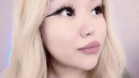 Snapshot of amelia_sunlight chatting on 02.27.25 Amelia online show from 02.27.25