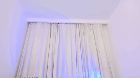 Snapshot of amelia_sunlight chatting on 03.07.25 Amelia online show from 03.07.25