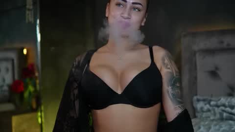 Snapshot of ameliajupiter chatting on 11.16.25 Amelia online show from 11.16.25