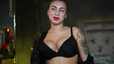 Snapshot of ameliajupiter chatting on 11.19.25 Amelia online show from 11.19.25