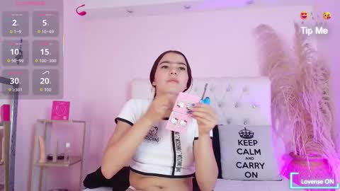 Snapshot of amelialoveace chatting on 12.02.25 amelialoveace online show from 12.02.25