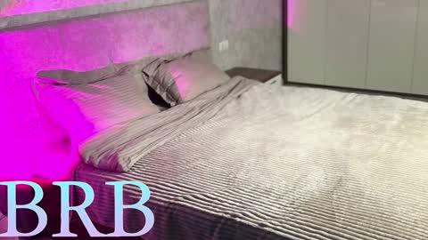 amelialy online show from 11.27.25