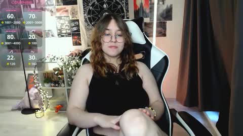 Snapshot of ameliameadd chatting on 11.21.25 Amelia online show from 11.21.25