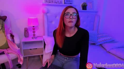 Valeria Arias  online show from 09.19.25