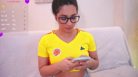 Alejandra  online show from 09.10.25