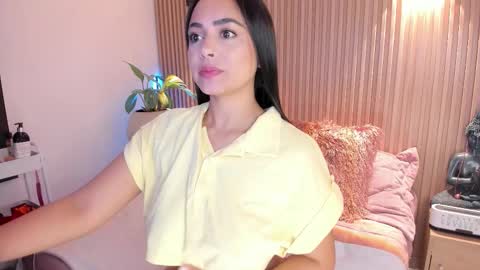 Snapshot of amelie_x chatting on 02.10.26 Amelie online show from 02.10.26