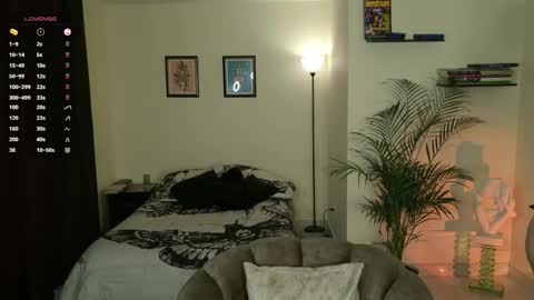 Snapshot of ameliestone1 chatting on 11.14.25 Maria Independet Model online show from 11.14.25