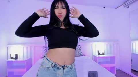 Ameli  online show from 04.13.26