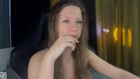 Snapshot of ameliia_castro chatting on 10.27.25 Ameliia castro online show from 10.27.25