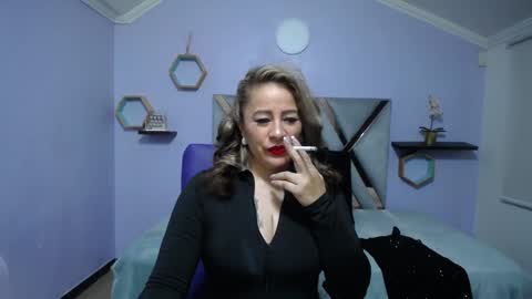 Amell Thomson online show from 12.31.24