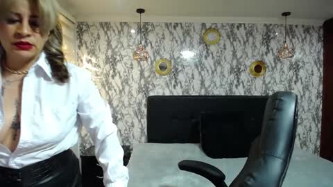 Amell Thomson online show from 01.22.25