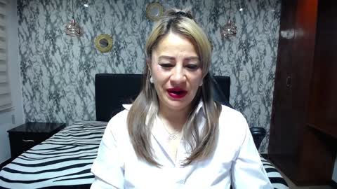 Amell Thomson online show from 01.28.25