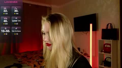 Snapshot of amelly_sun chatting on 01.08.26 Amelly online show from 01.08.26