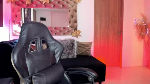          online show from 05.12.26