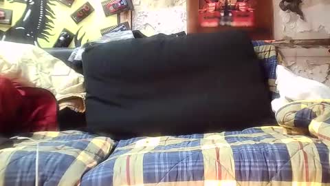 Snapshot of amendolaa536 chatting on 12.15.25 amendolaa536 online show from 12.15.25